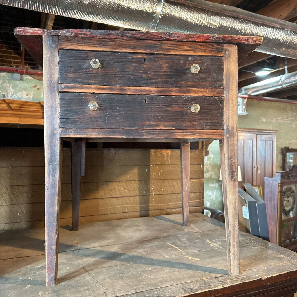 PRIMITIVE END/SIDE TABLE