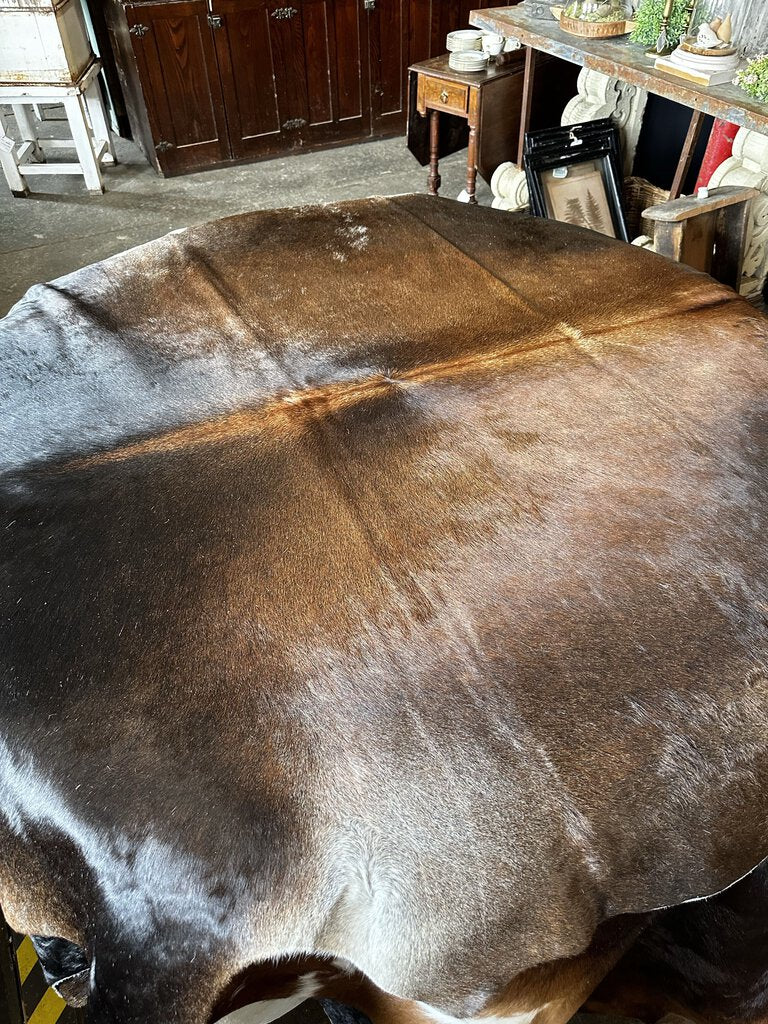 BRAZILIAN COWHIDE RUG