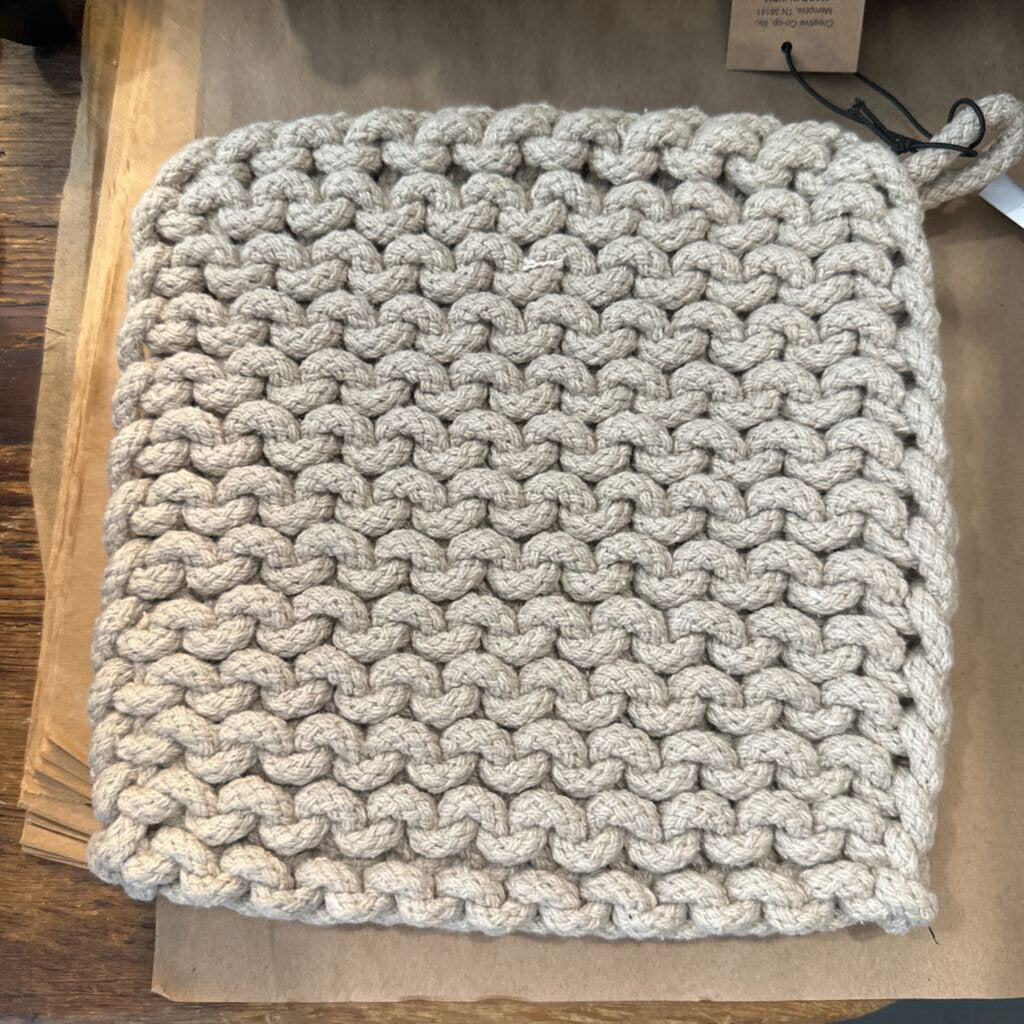 CROCHET POT HOLDER/TRIVET