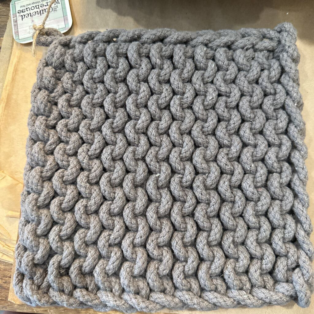 CROCHET POT HOLDER/TRIVET