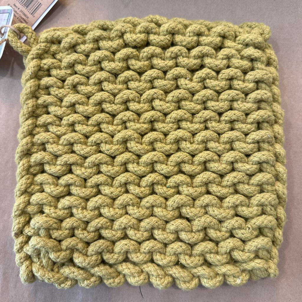 CROCHET POT HOLDER/TRIVET