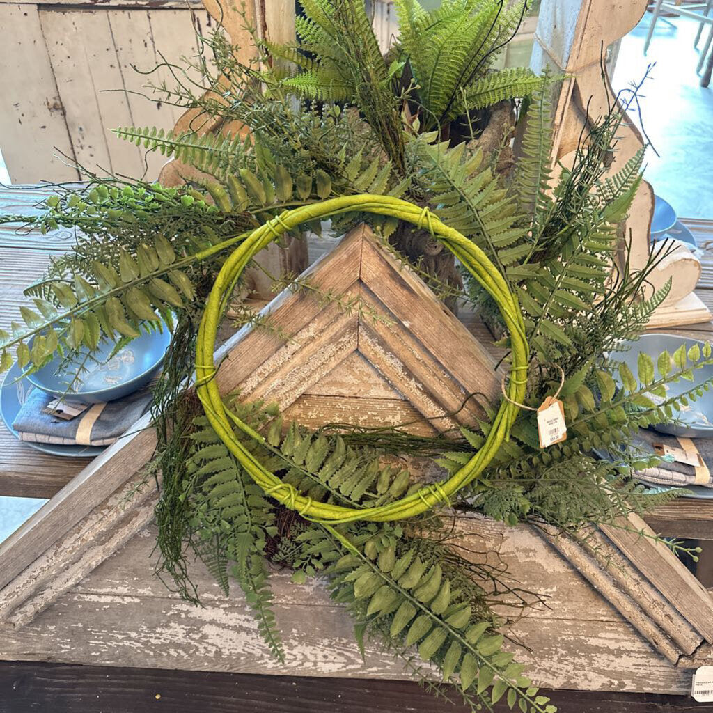 MOSS/FERN WREATH