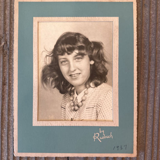 SCHOOL PHOTO OF GIRL DATED 1957