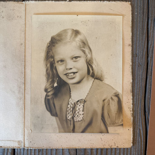 SCHOOL PHOTO OF YOUNG GIRL