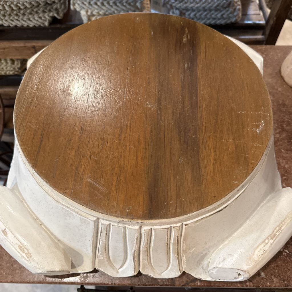 PEDESTAL WITH SCROLL BOTTOM