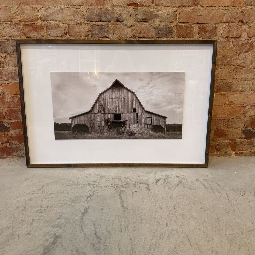 BARN PICTURE