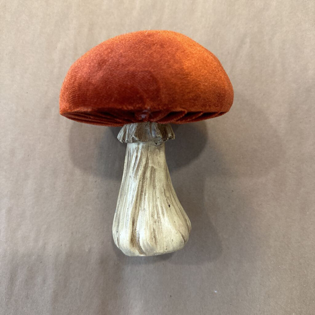 VELVET AND CERAMIC MUSHROOM