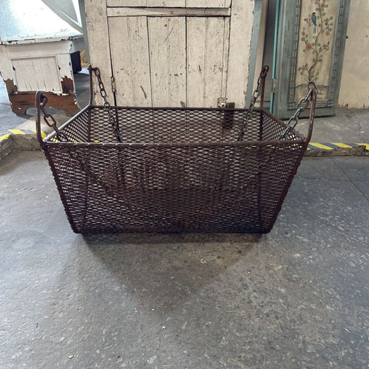 INDUSTRIAL HANGING BASKET