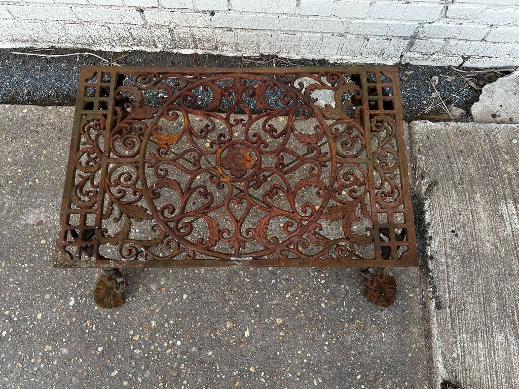 CAST IRON ORNATE TABLE