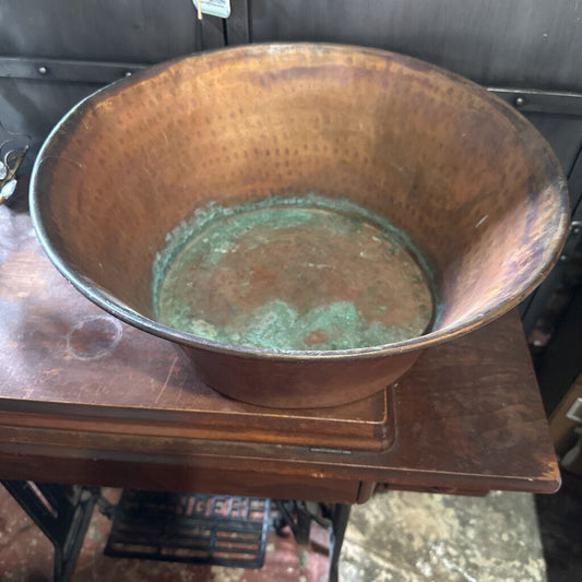 COPPER POT