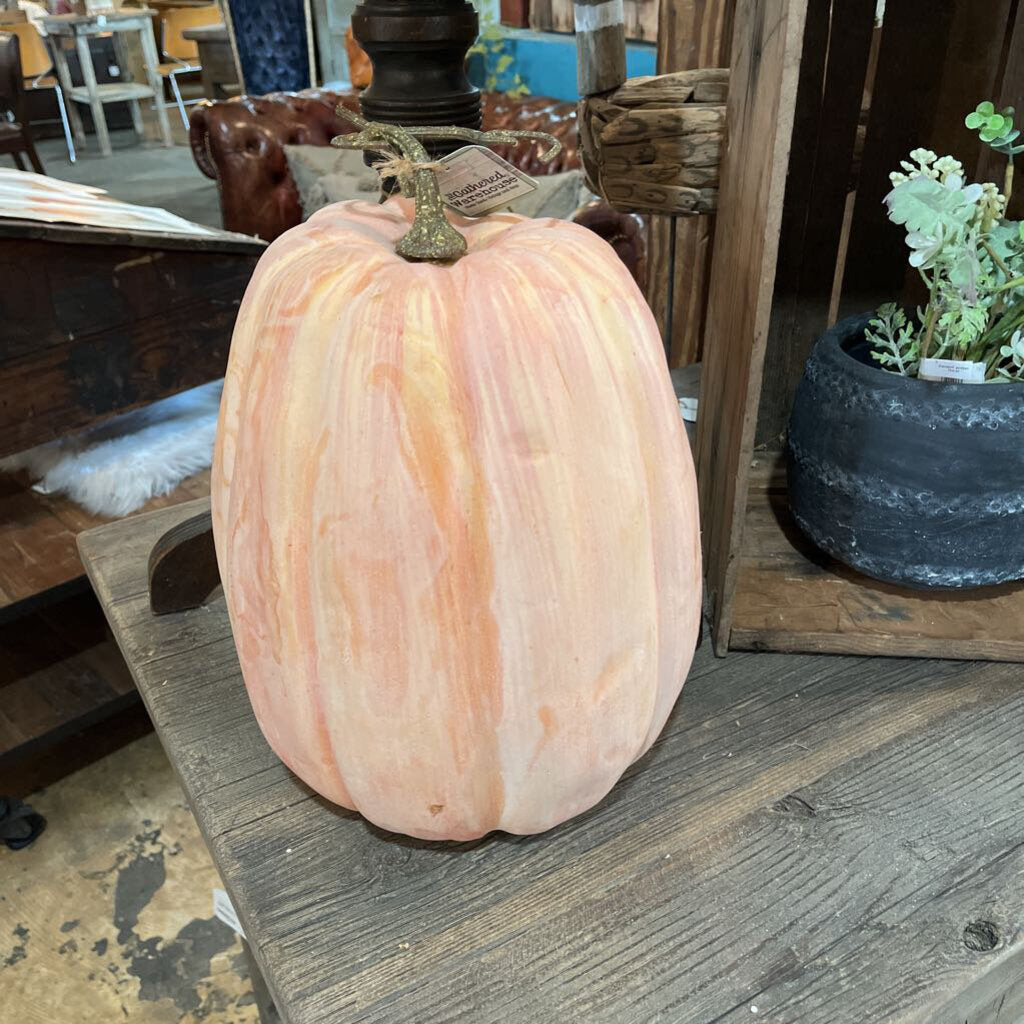 PUMPKIN DECOR