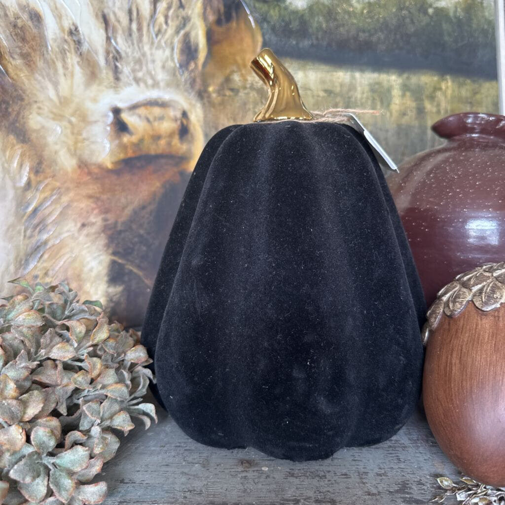 CERAMIC AND VELVET PUMPKIN