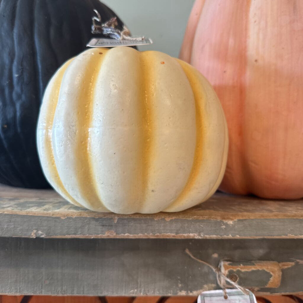 FOAM PUMPKIN