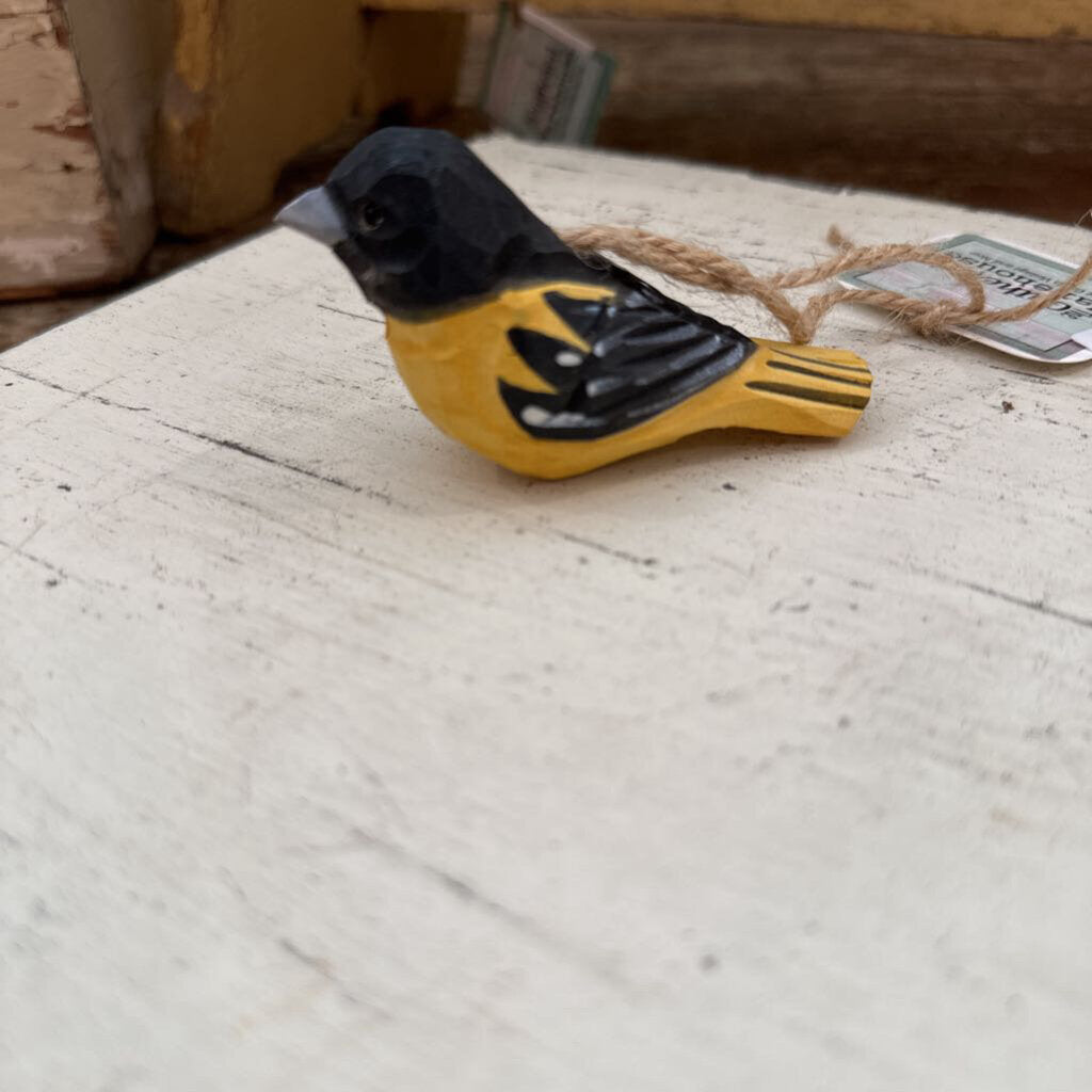 CARVED WOOD BIRD ORNAMENT