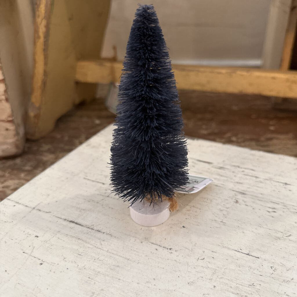 MINI BOTTLE BRUSH TREE