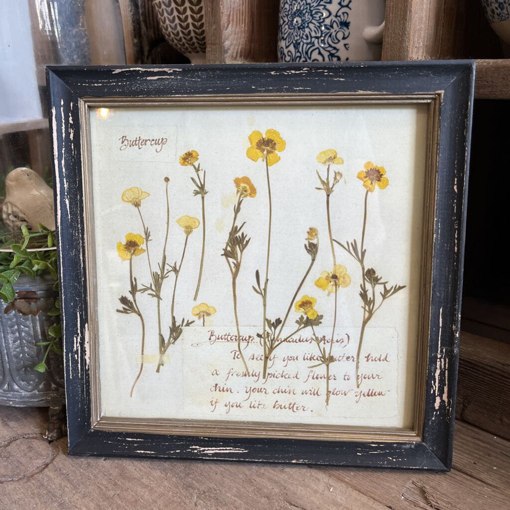 FRAMED WALL DECOR WITH FLORAL IMAGE