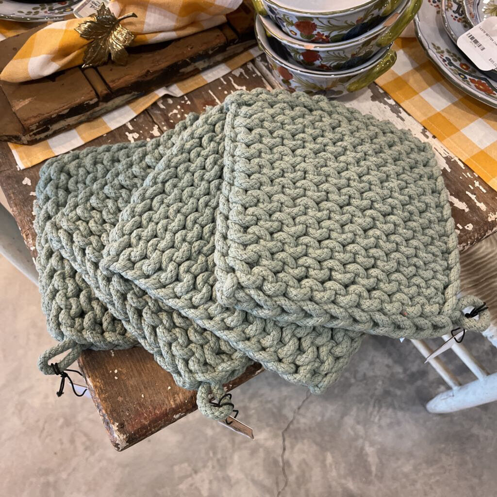 CROCHET POT HOLDER/TRIVET