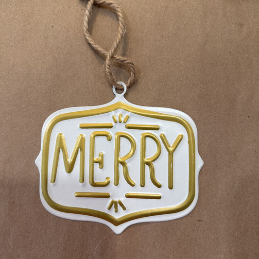 METAL PLAQUE ORNAMENT