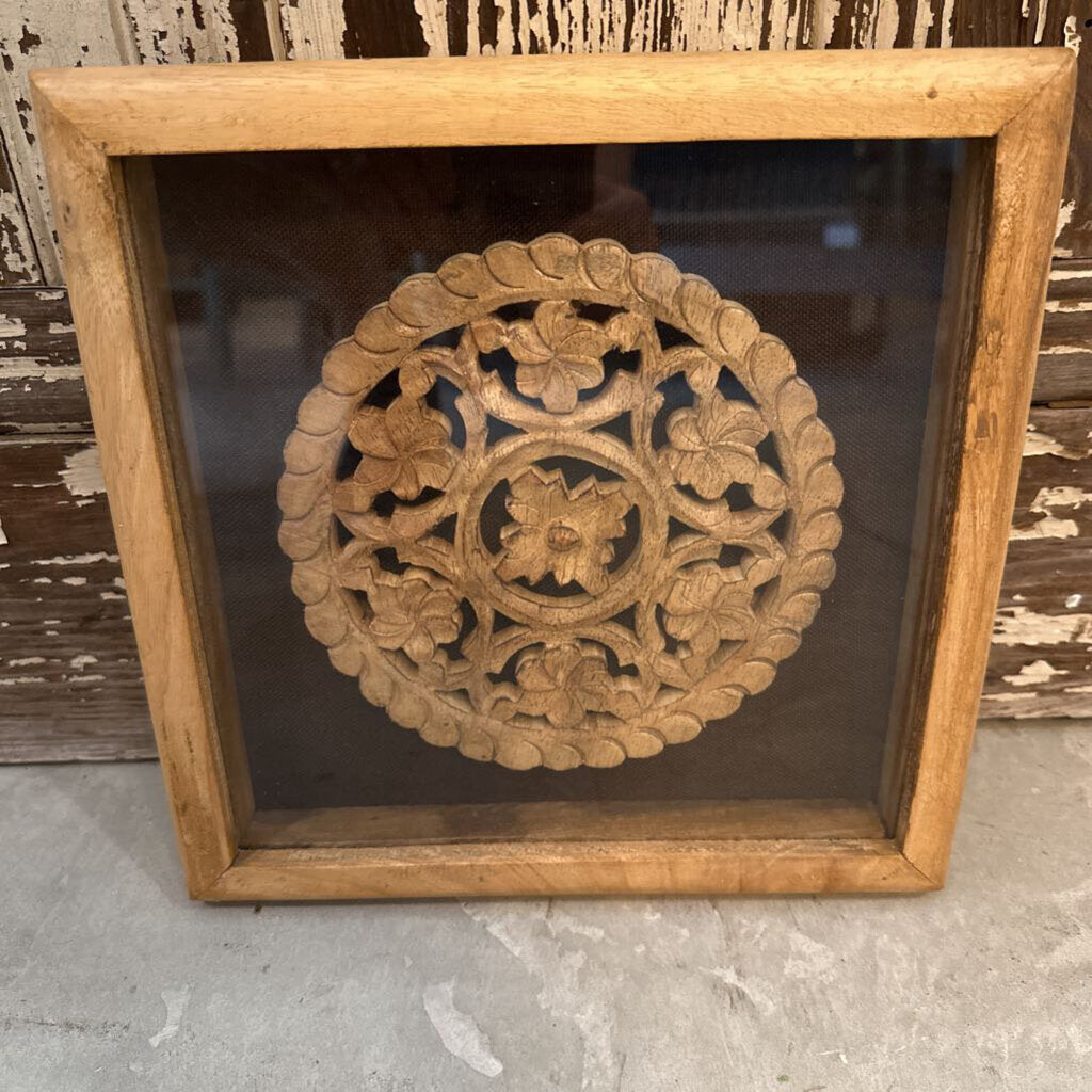 WOOD FRAMED WOODEN DESIGN