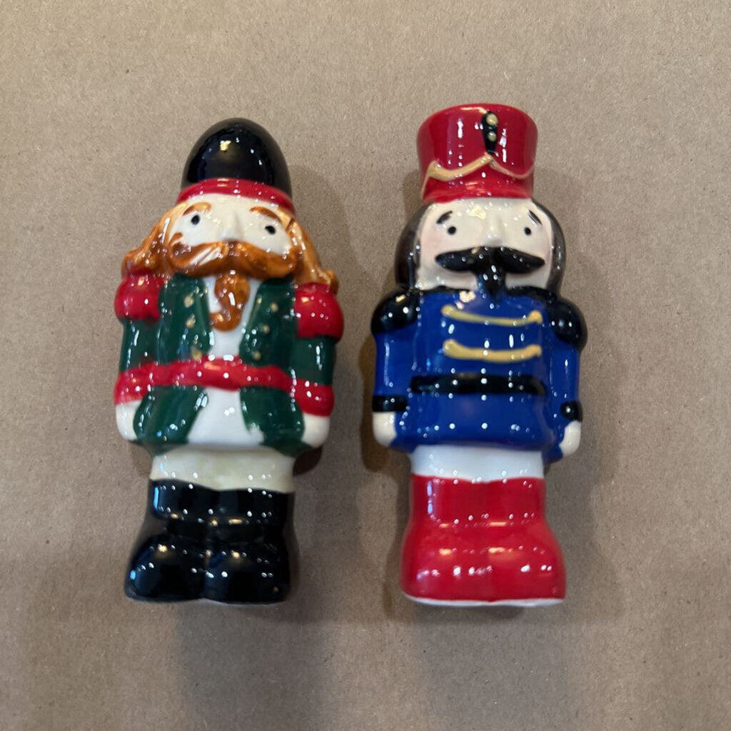 NUTCRACKER SALT AND PEPPER SHAKERS