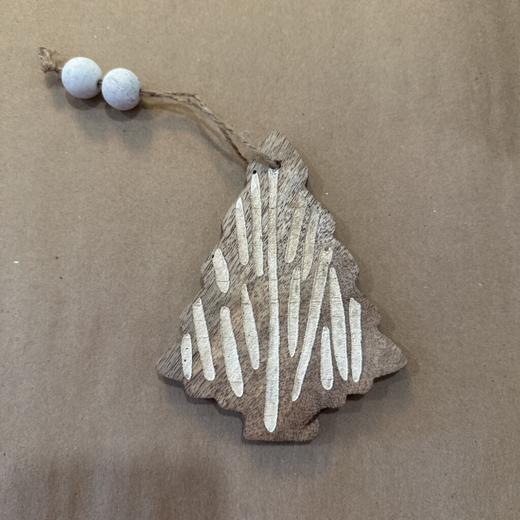 WOOD TREE ORNAMENT