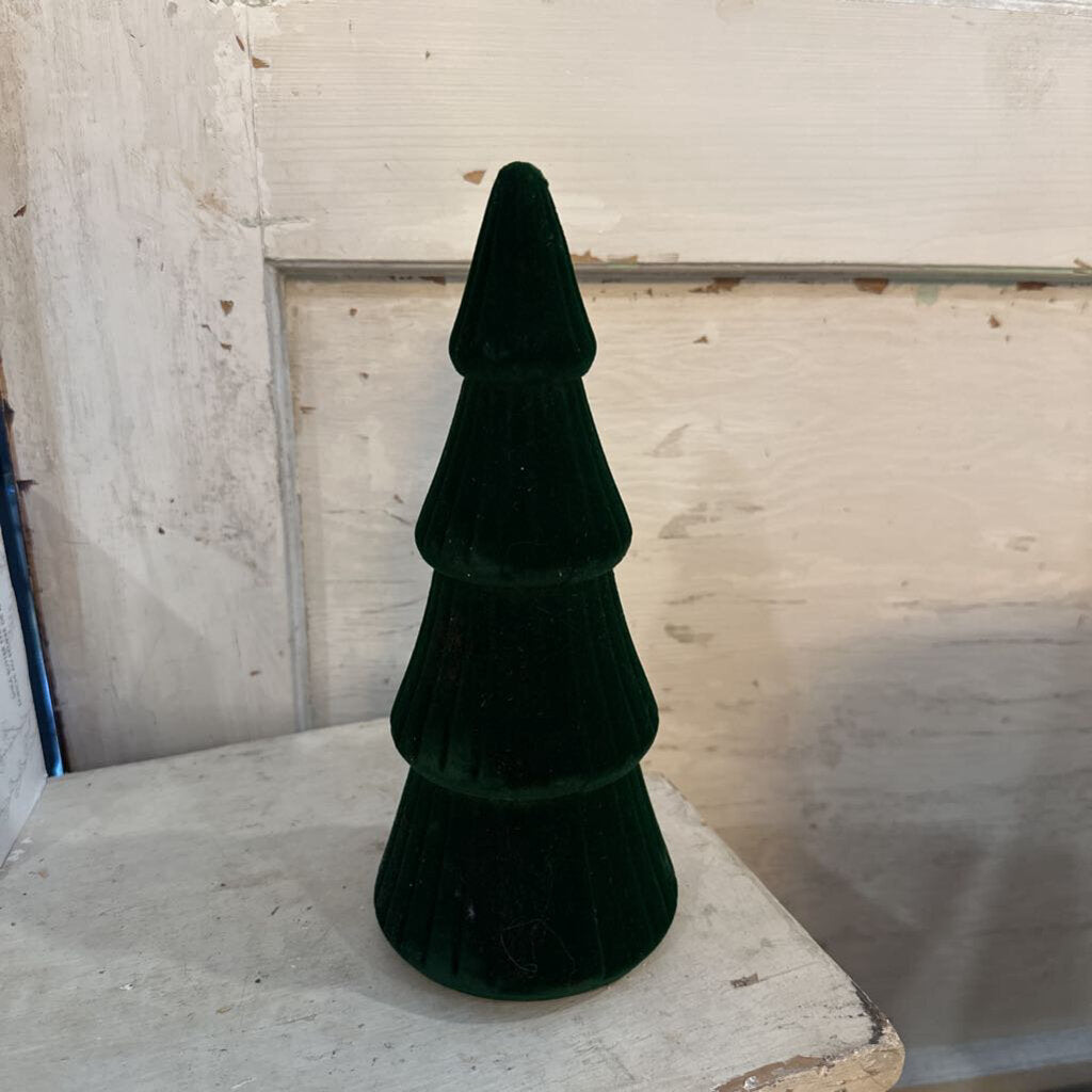 VELVET CHRISTMAS TREE