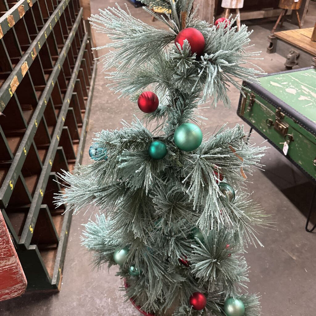 FLOCKED TREE WITH TURQUOISE AND RED ORNAMENTS