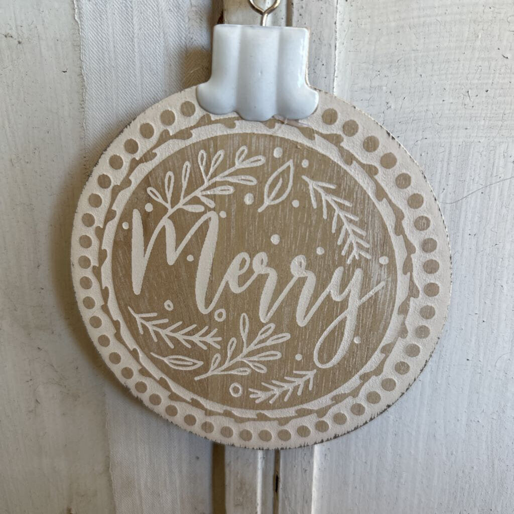 MERRY WOODEN ORNAMENT