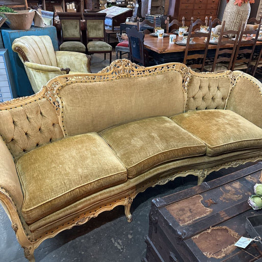 DEUTSCH BROS INC., CHICAGO, CUSTOM BUILT SOFA