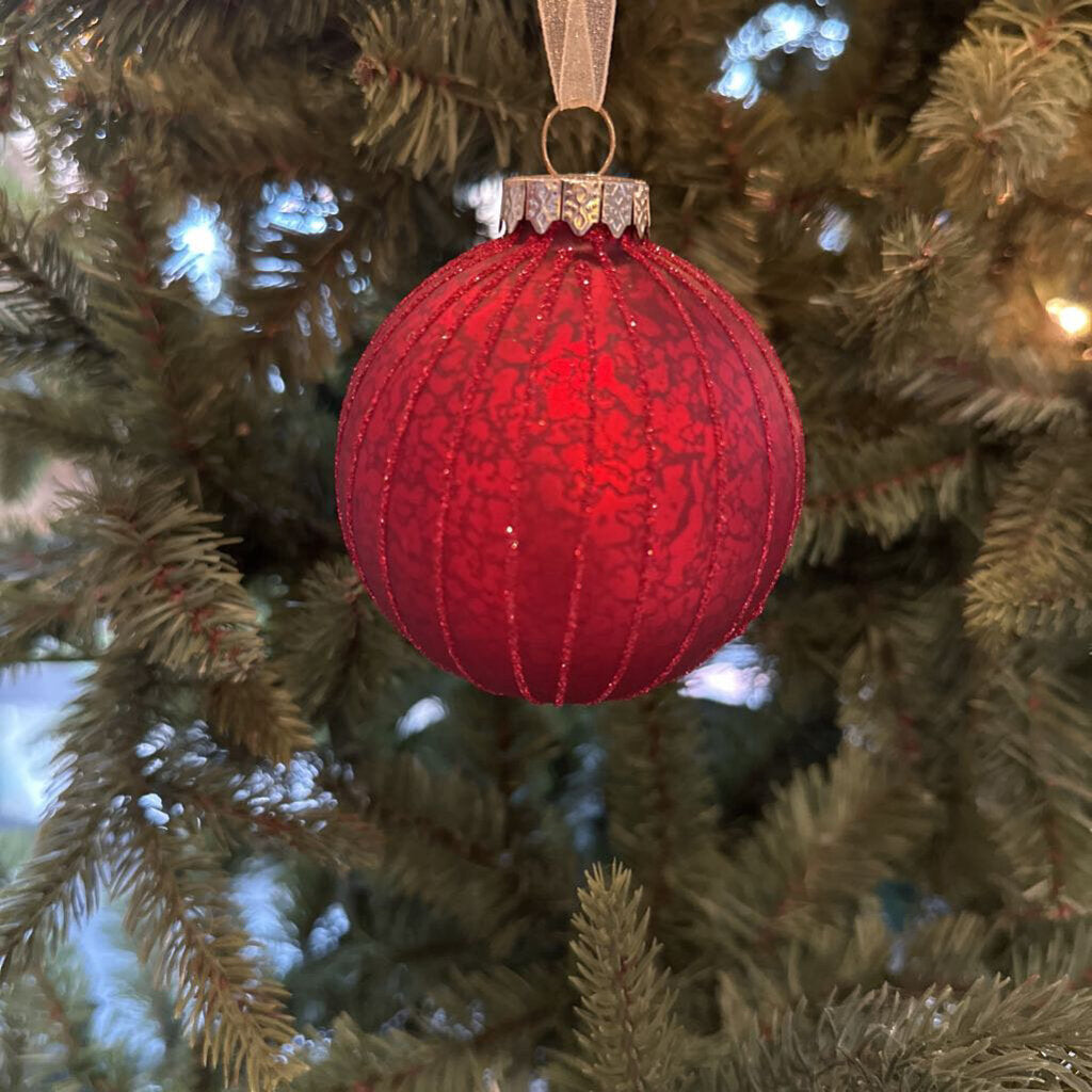 GLITTER ORNAMENT