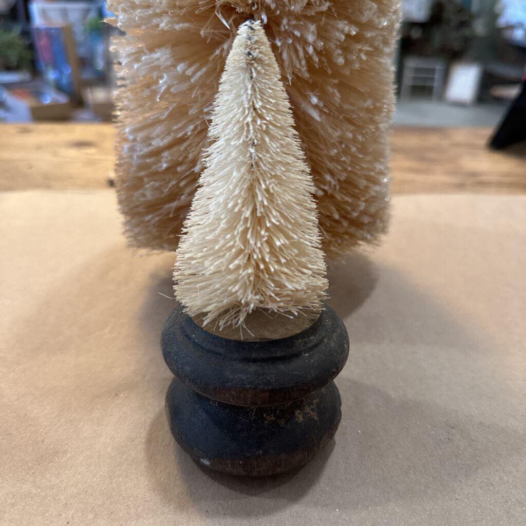 MINI BOTTLEBRUSH TREE ON WOOD BASE