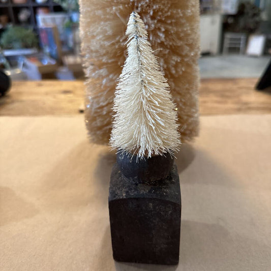 MINI BOTTLEBRUSH TREE ON WOOD BASE