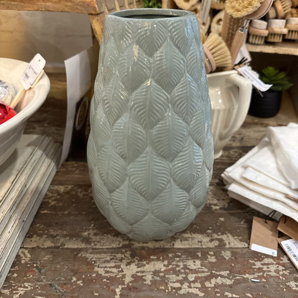 VASE WITH LEAF DESIGN