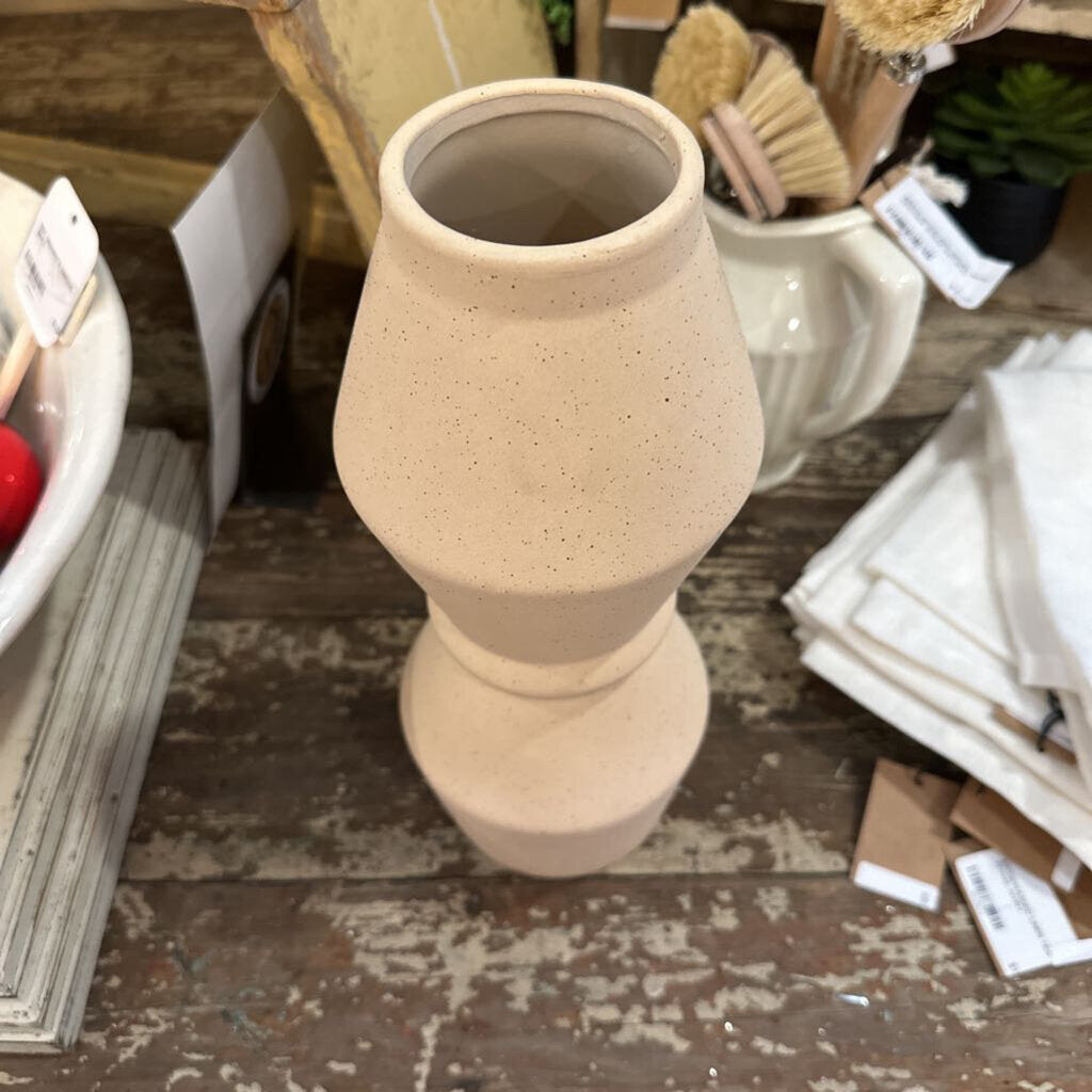 DEBOSSED VASE