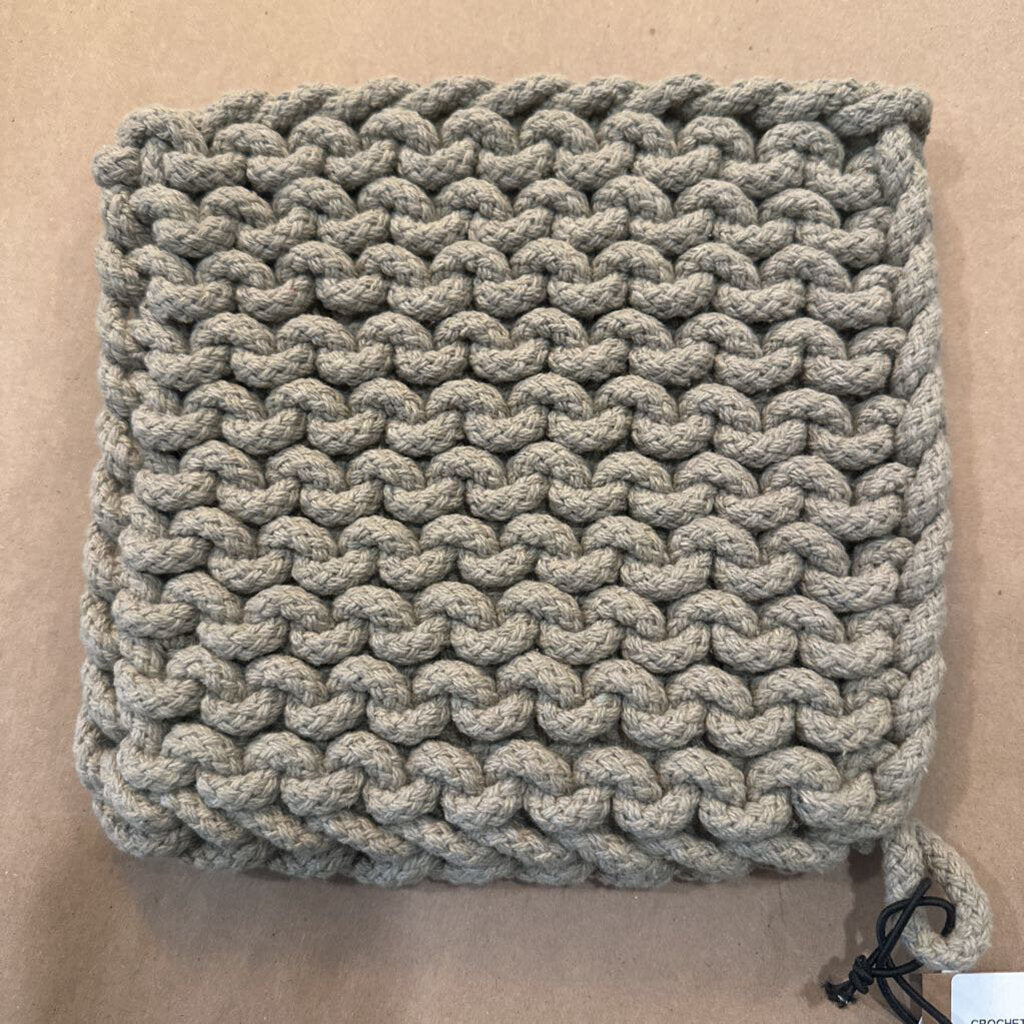 CROCHET POT HOLDER/TRIVET