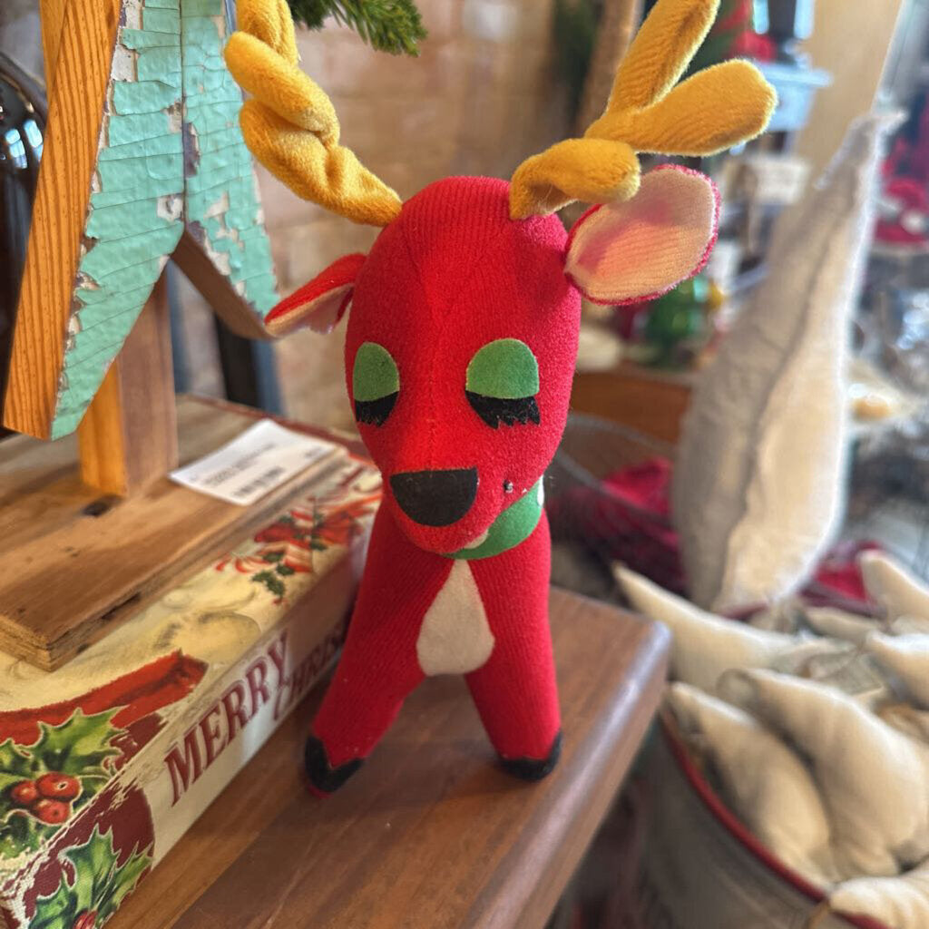 DAKIN DREAM PETS REINDEER FROM 1977