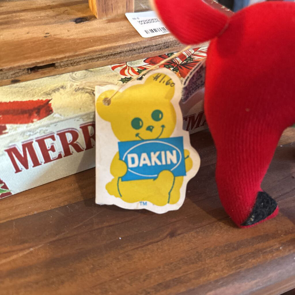 DAKIN DREAM PETS REINDEER FROM 1977