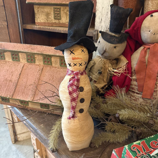 PRIMATIVE HANDMADE SNOWMAN