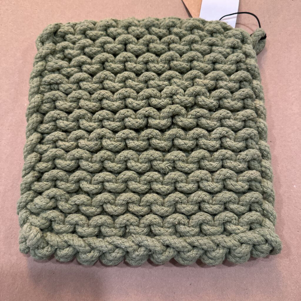 CROCHET POT HOLDER/TRIVET