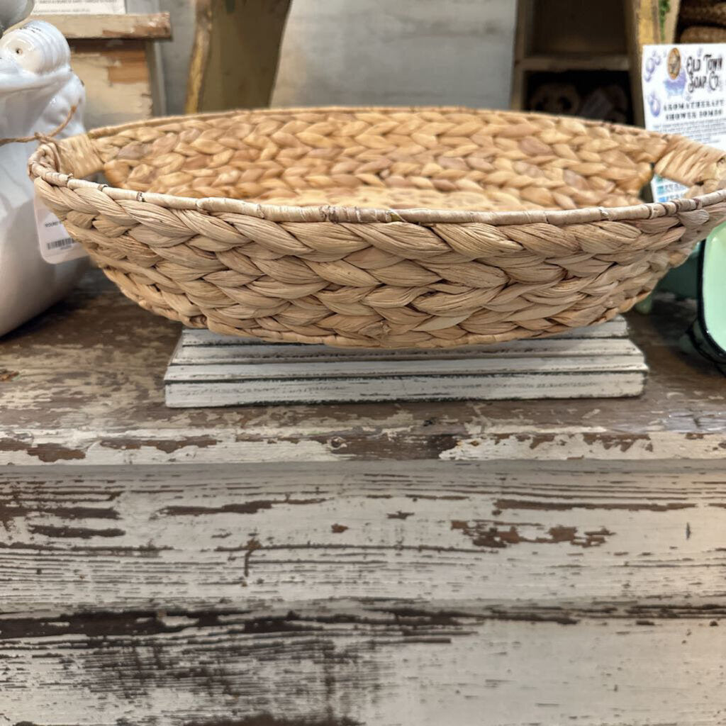 ROUND RATTAN TRAY