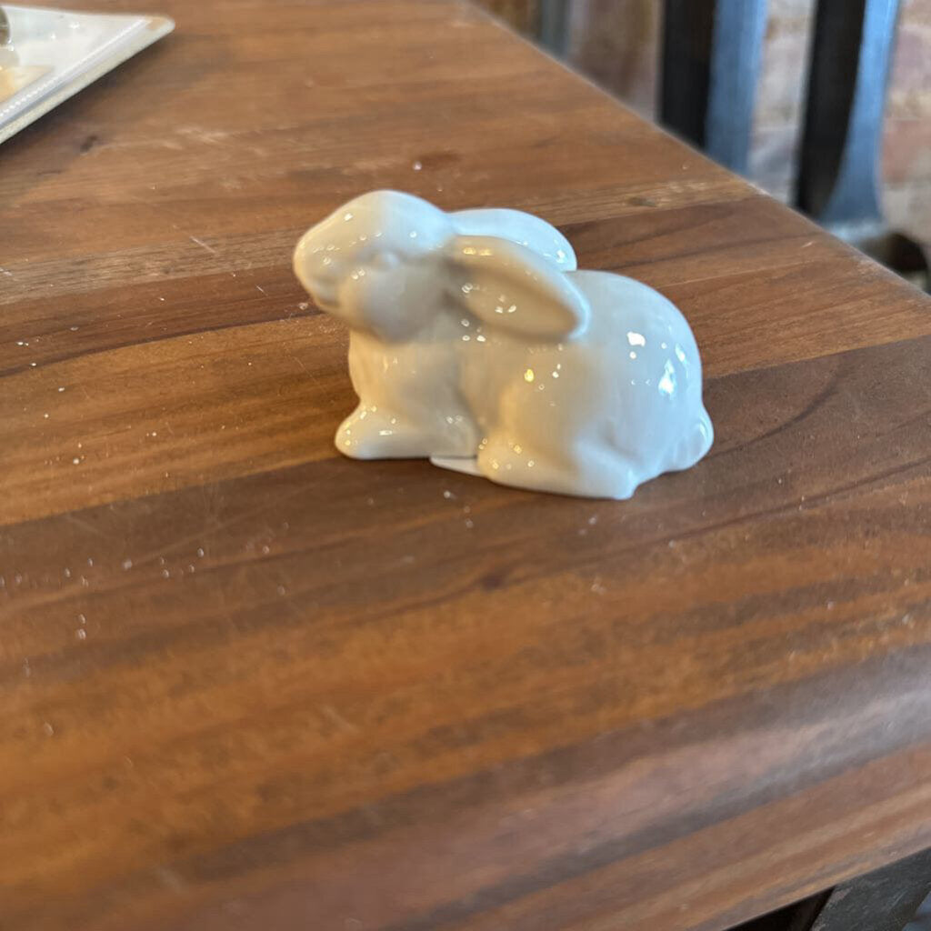 CERAMIC BUNNY