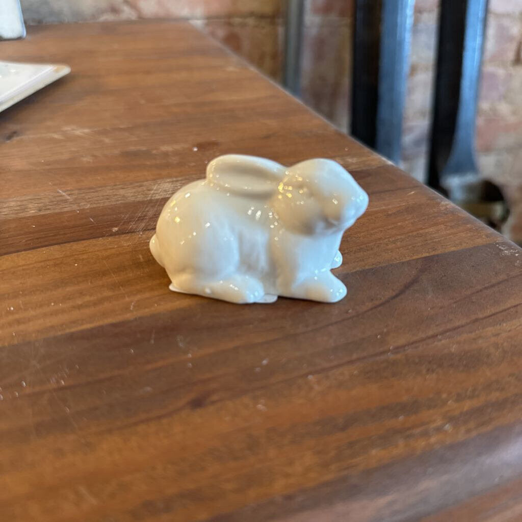 CERAMIC BUNNY