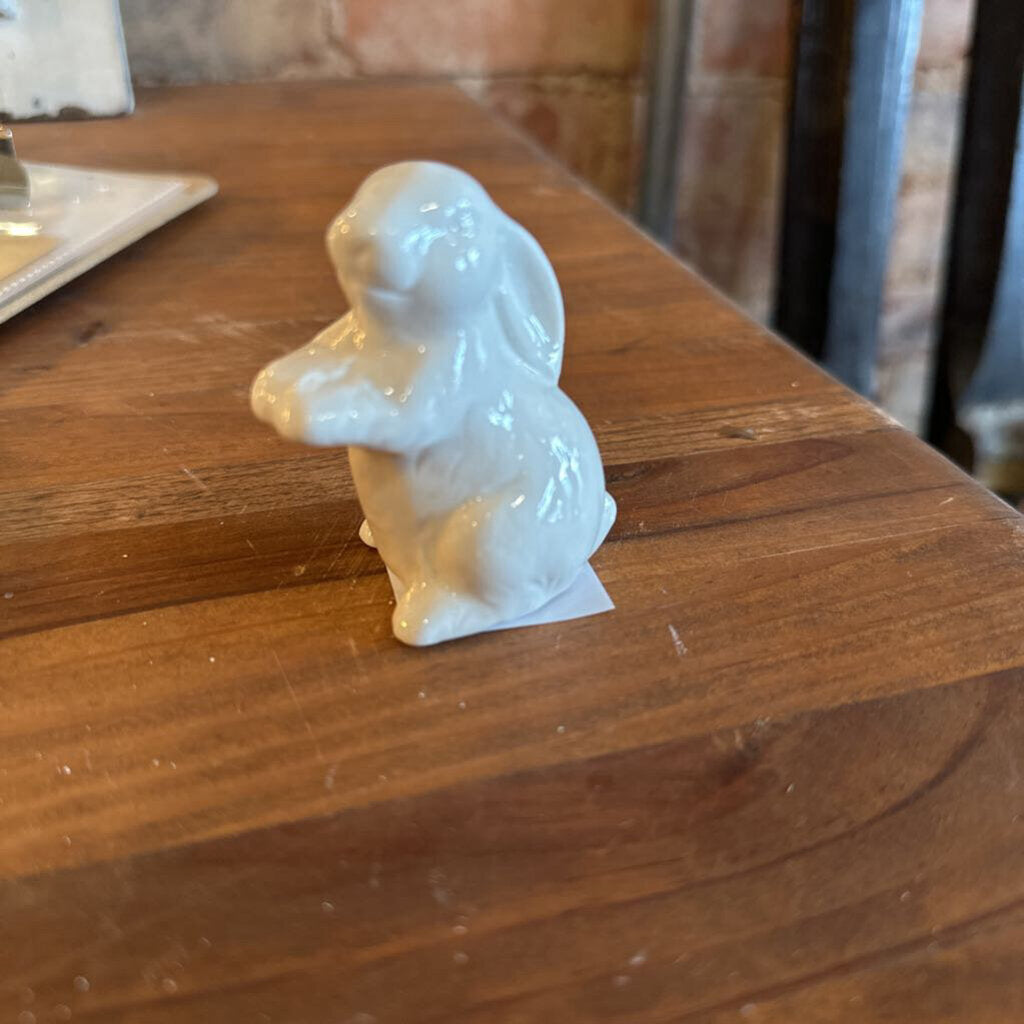 CERAMIC BUNNY