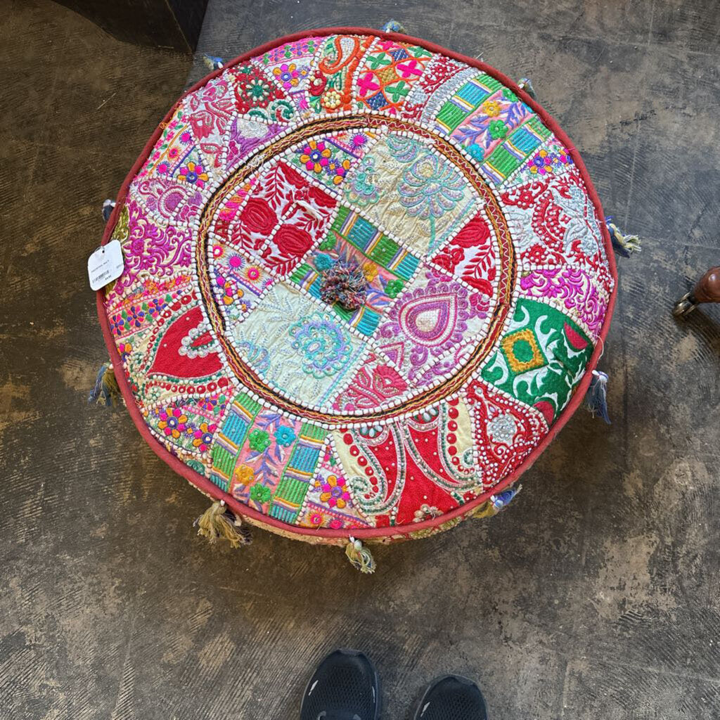 BOHO STYLE FOOTSTOOL