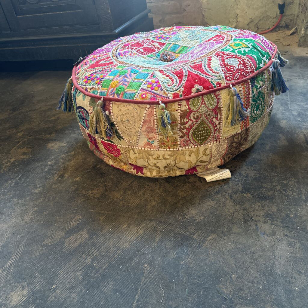 BOHO STYLE FOOTSTOOL