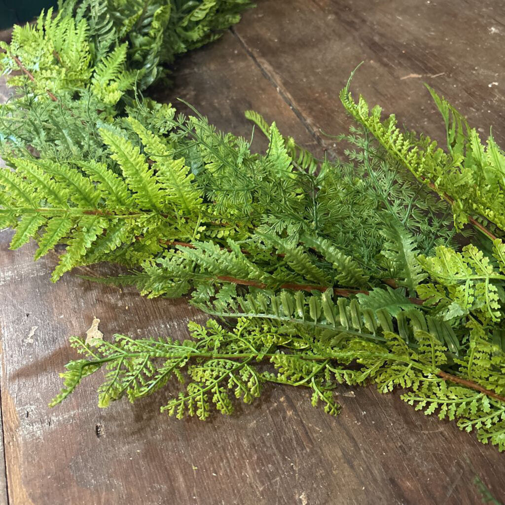 SOFT TOUCH MIXED FERN GARLAND