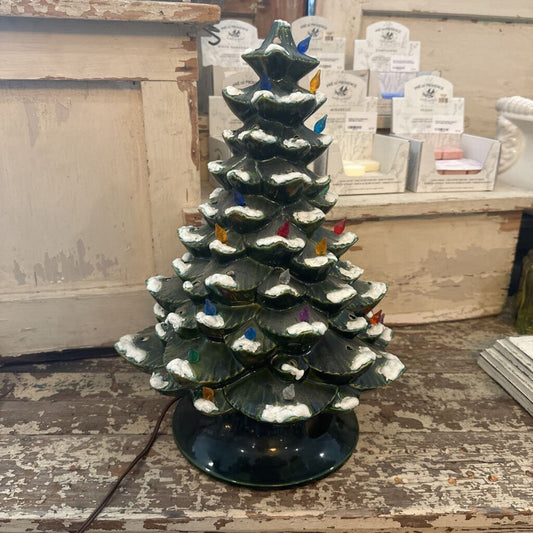 VINTAGE 1970'S ARNEL'S CERAMIC LIGHTED CHRISTMAS TREE