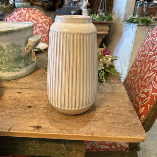 CERAMIC RIBBED VASE