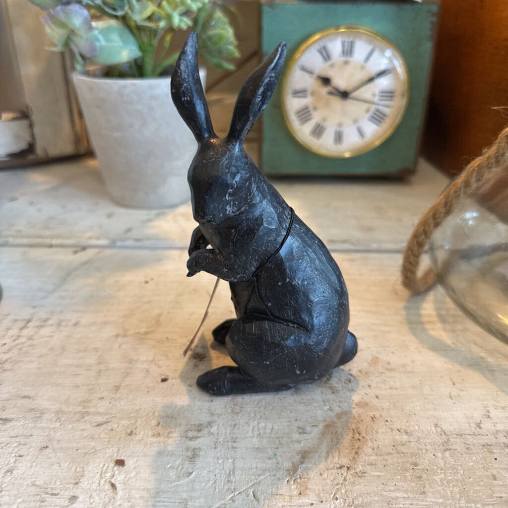 RESIN RABBIT CAST IRON FINISH