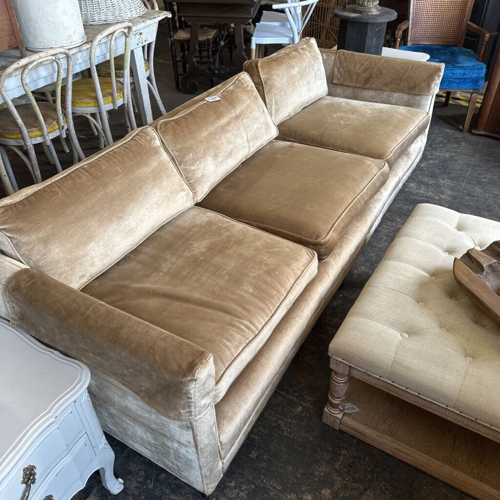MID-CENTURY MODERN VELVET SOFA WITH CHROME LEGS